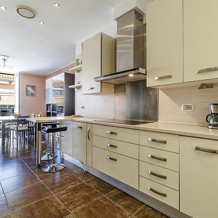 Appartement Le Saint Charles à Menton Extérieur photo