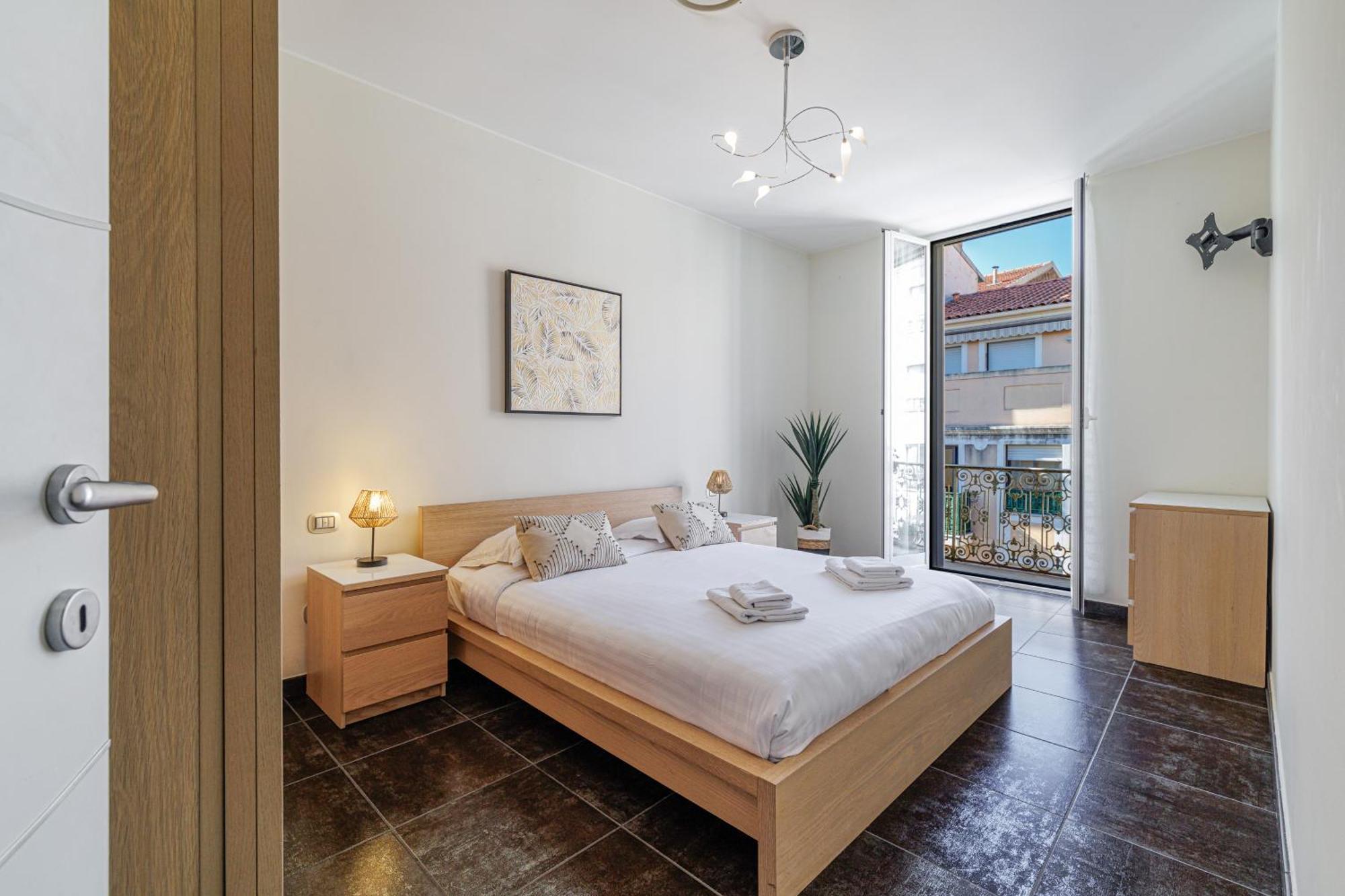 Appartement Le Saint Charles à Menton Extérieur photo